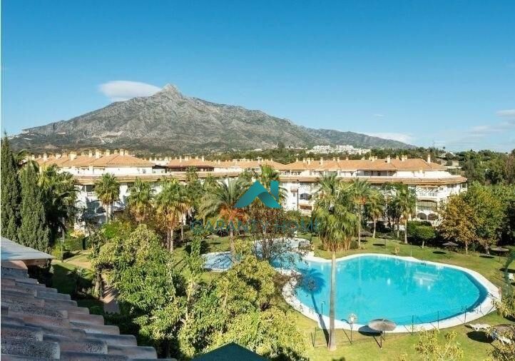 Vista exterior de Pis de lloguer en Marbella amb Aire condicionat, Calefacció i Terrassa