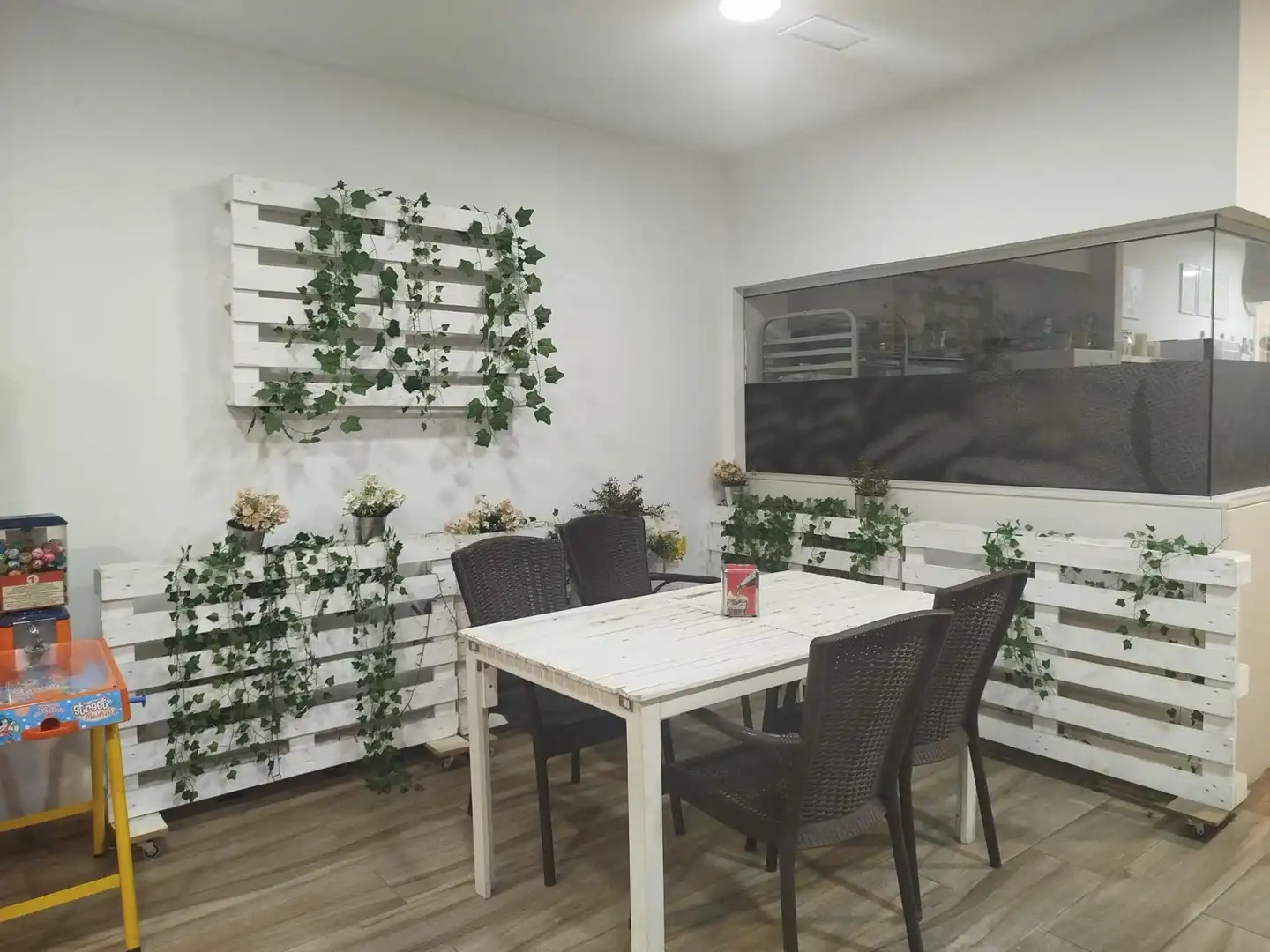 Comedor de Local en traspaso en Manises con Aire acondicionado
