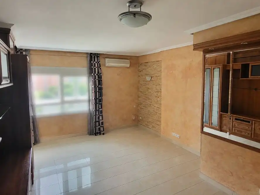 Sala de estar de Piso en venta en Alcorcón con Aire acondicionado y Terraza