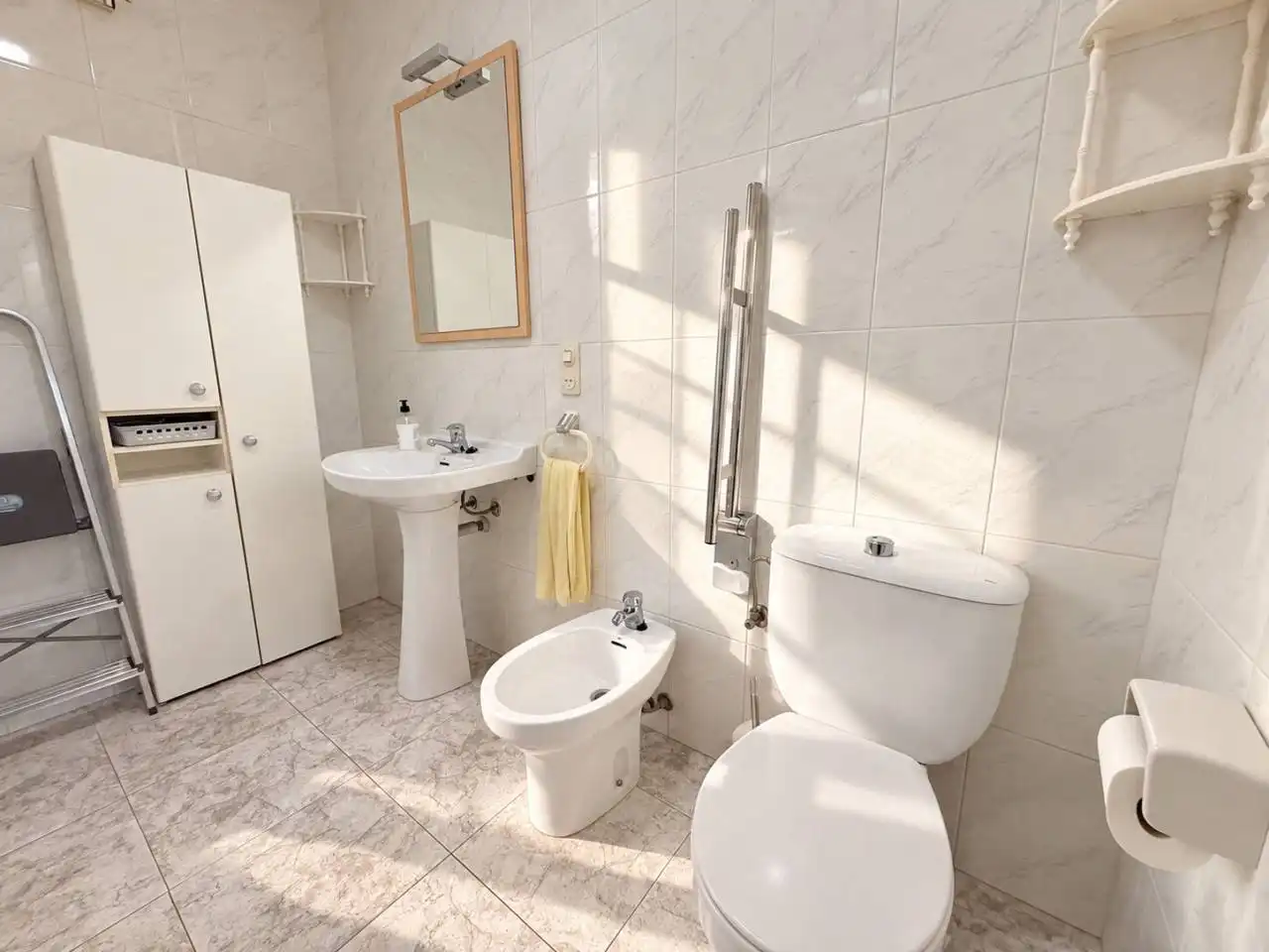 Bathroom of Houses for sale in Tordera pueblo
