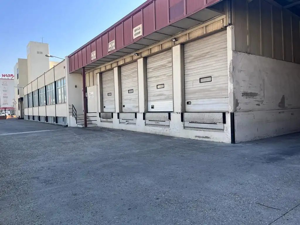 Industriegebäude zur Miete in El Pla