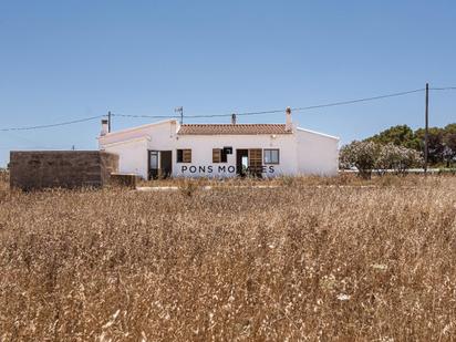 Vista exterior de Finca rústica en venda en Ciutadella de Menorca amb Calefacció