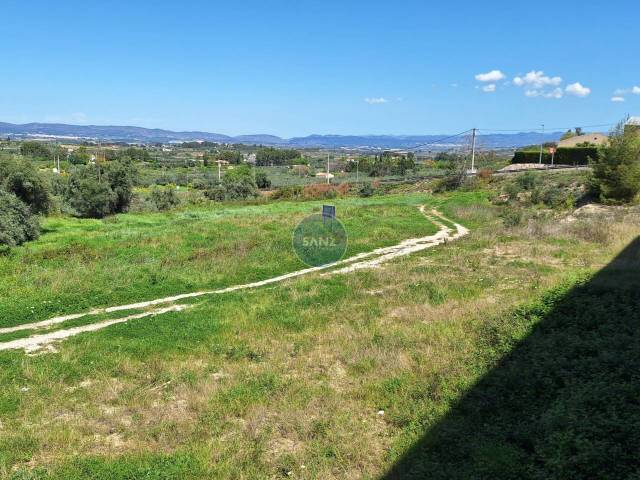 Terreno residencial en Venta en Cami de L´Estació  en Agullent