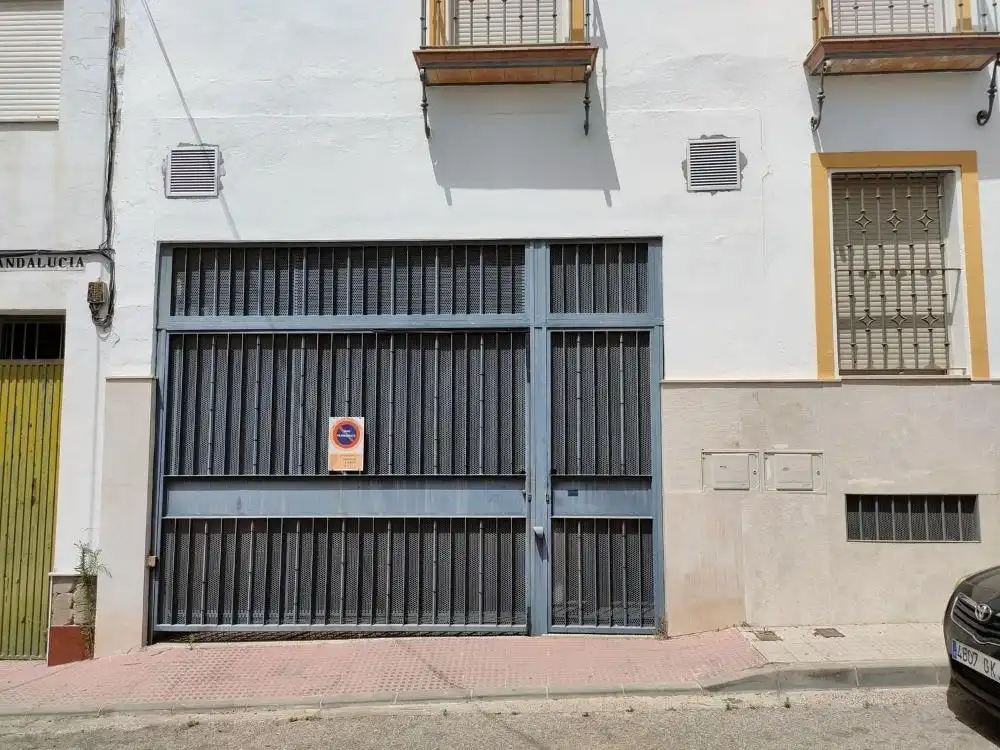 Aparcament amb ascensor en venda a Calle Castilla 3, imagen 9