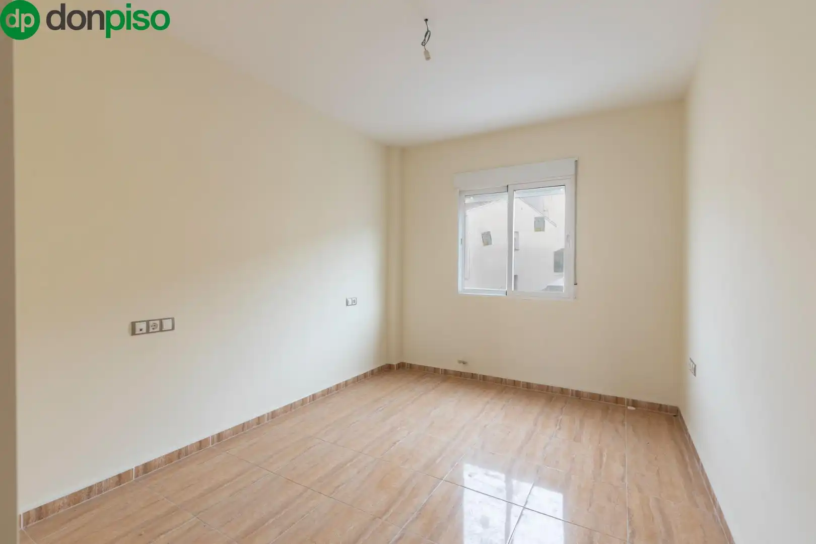 Schlafzimmer von Wohnung zum Verkauf in Güevéjar mit Balkon