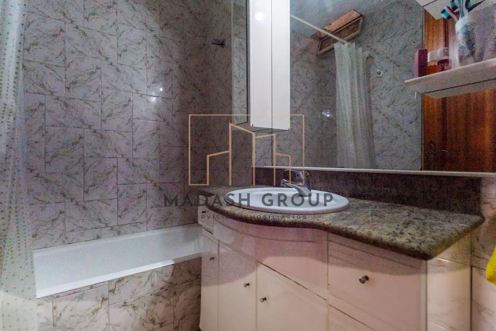Baño de Casa adosada en venta en Tarragona con Calefacción, Jardín privado y Terraza