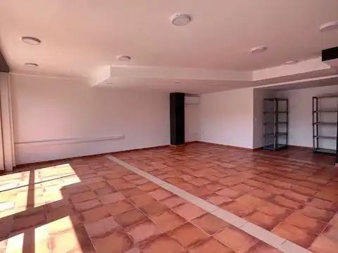 Local de lloguer en Figueres amb Aire condicionat i Parquet