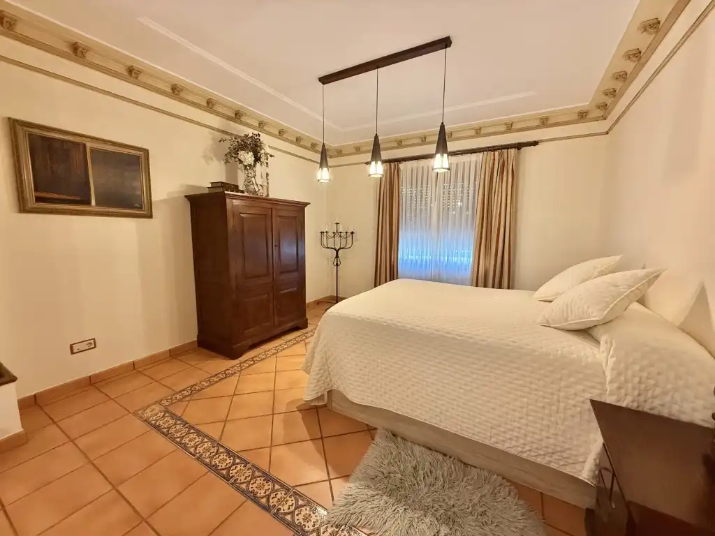 Habitación de Casa o chalet en venta en Carmona con Aire acondicionado y Amueblado