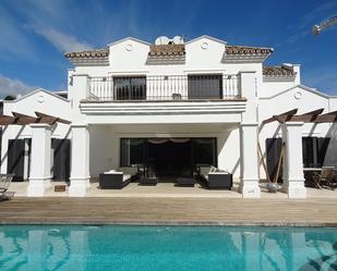 Terrassa de Casa o xalet de lloguer en Marbella amb Aire condicionat, Jardí privat i Piscina