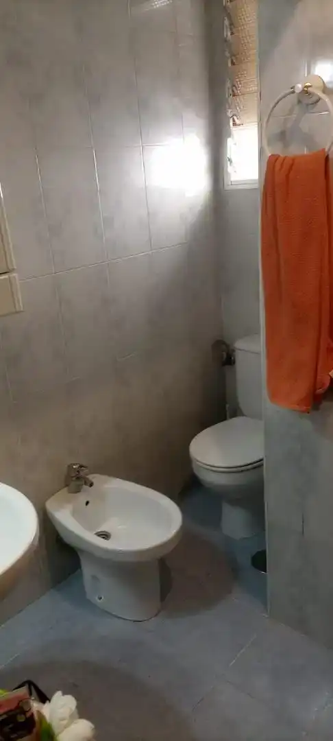 Baño de Piso para compartir en Dos Hermanas con Aire acondicionado, Amueblado y Horno