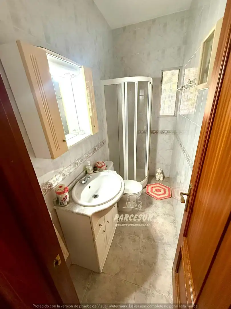 Badezimmer von Haus oder Chalet zum Verkauf in Córdoba mit Klimaanlage, Privatgarten und Abstellraum