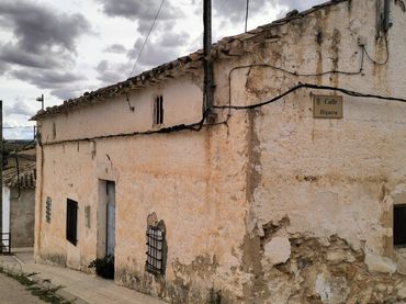 Casa amb jardí en venda a Calle Calzadizo 4