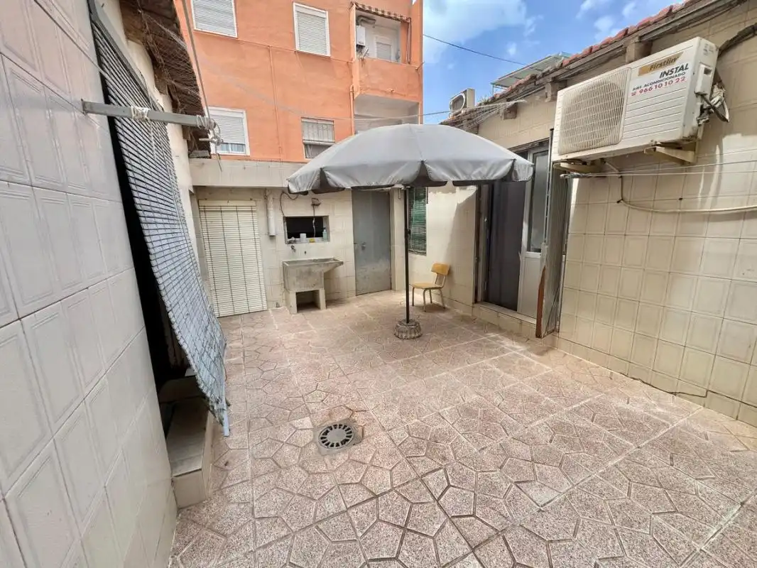 Terrassa de Edifici en venda en Campoamor - Altozano