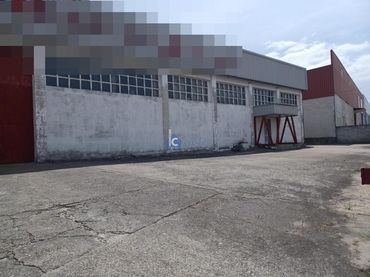 Industrial building for sale in TRES