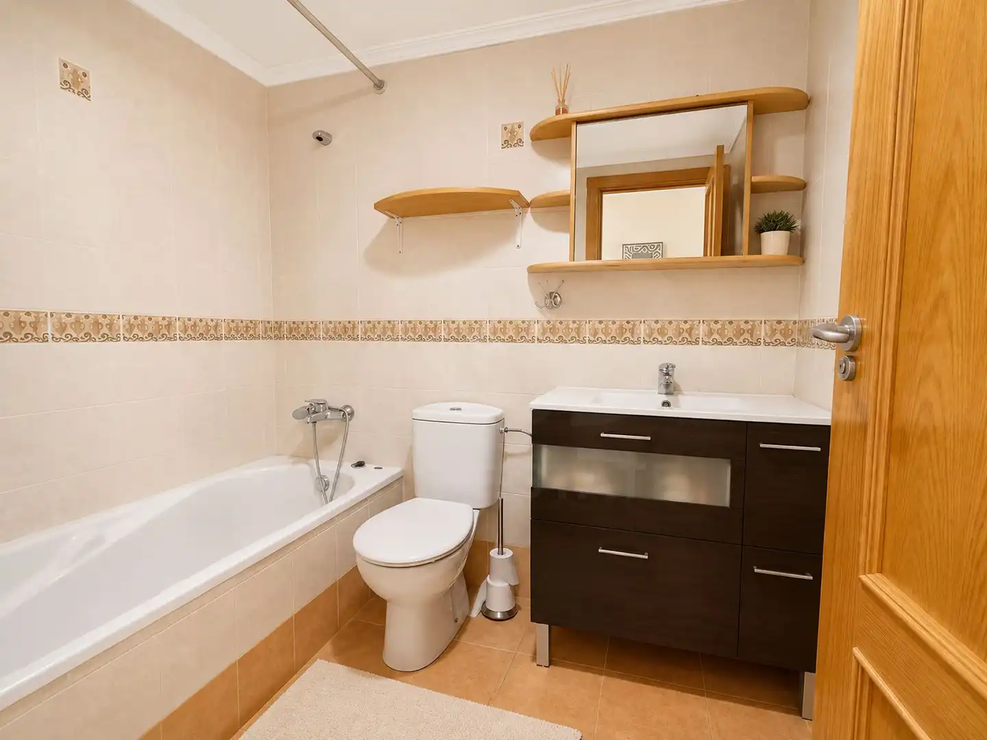 Badezimmer von Dachboden zum Verkauf in El Campello mit Klimaanlage, Heizung und Terrasse