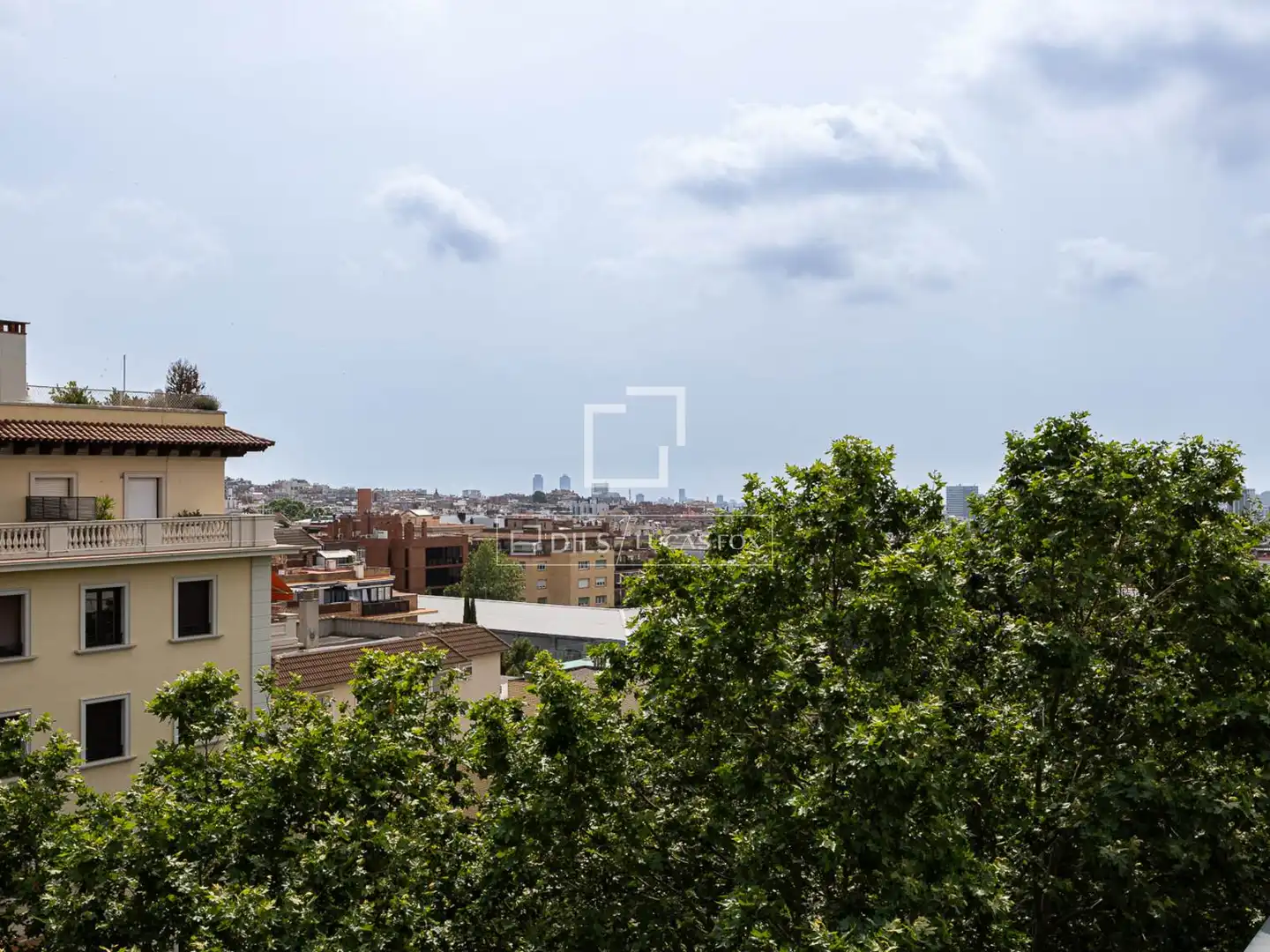 Exterior view of Flat for rent in Barcelona  with Air Conditioner, Heating and Furnished