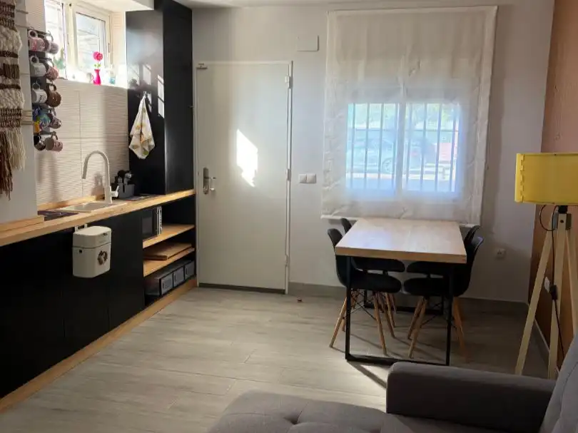 Cuina de Casa o xalet en venda en Carmona amb Aire condicionat, Jardí privat i Terrassa