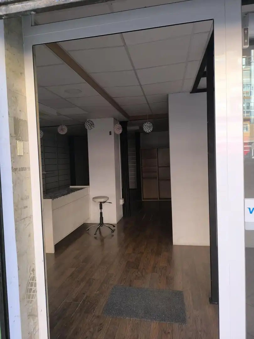 Commercial properties for rent in Sevilla  with Air Conditioner