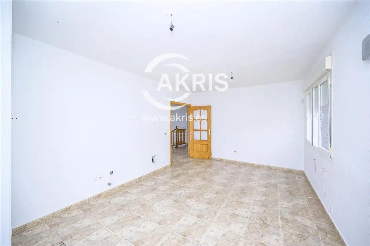 Houses for sale in Calle Amsterdam, Huecas