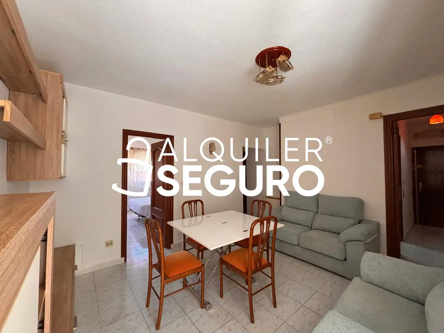 Living room of Flat for rent in Madrid  with Air Conditioner, Heating and Furnished