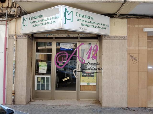 Local comercial en Alquiler en Carrer de Salvador Guinot, 7 en L'Hort de Senabre