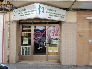 Gewerbefläche zur Miete in Carrer de Salvador Guinot 7