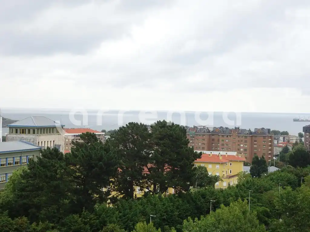 Exterior view of Flat for rent in Santander  with Heating and Furnished