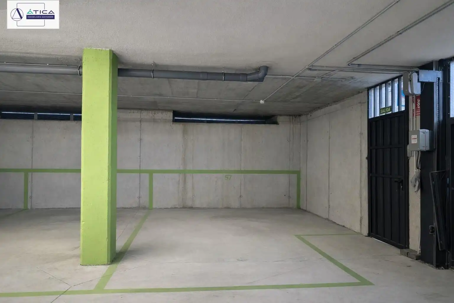 Parkplatz von Wohnung zum Verkauf in Santa Cruz de Bezana mit Terrasse und Abstellraum