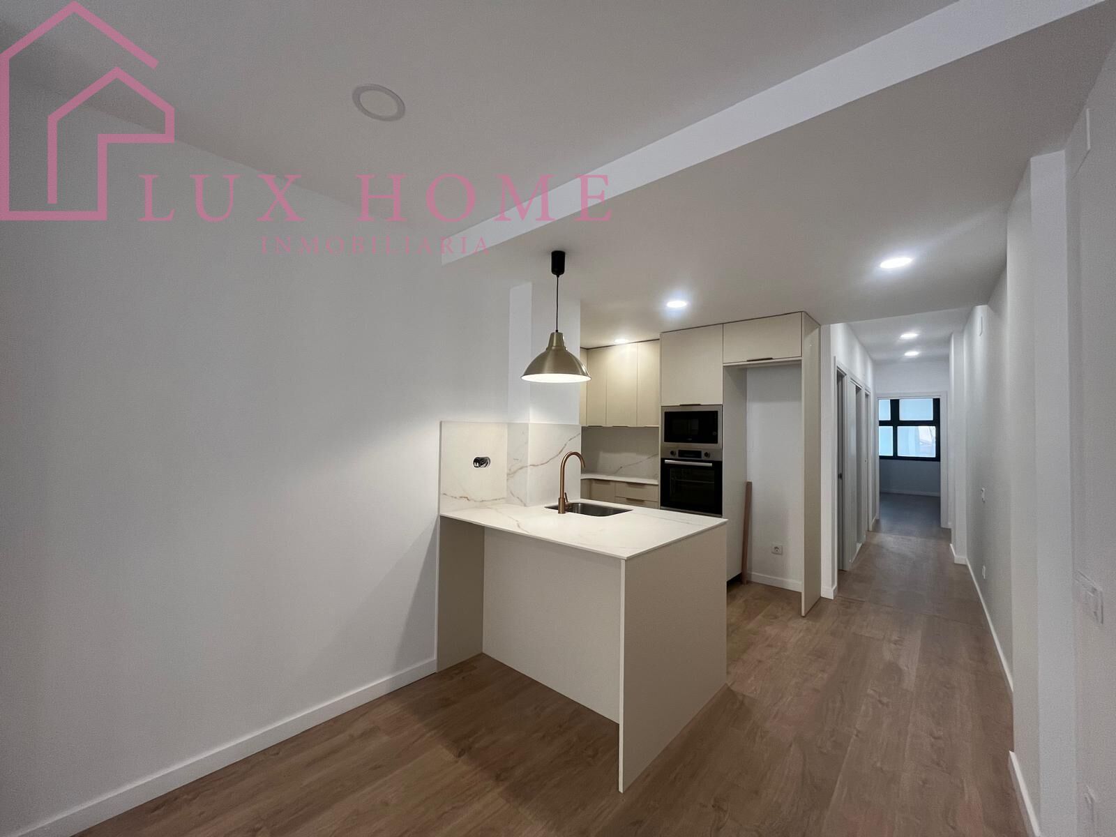 Cocina de Planta baja en venta en La Llagosta con Parquet