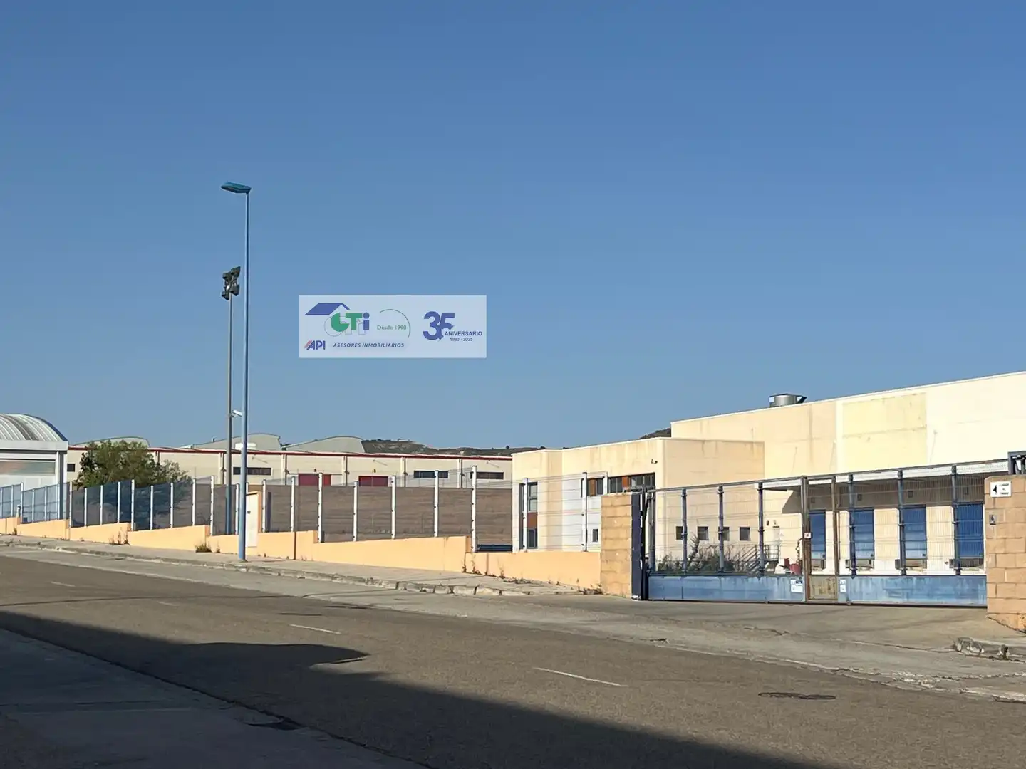 Industrial building to rent in C/ RÍO DE JANEIRO, imagen 13