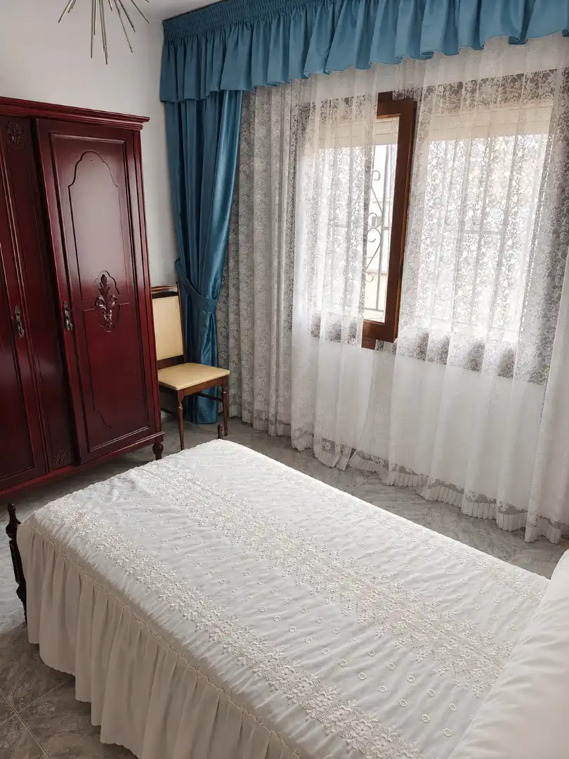Habitación de Casa o chalet en venta en Vinaròs con Aire acondicionado, Calefacción y Jardín privado