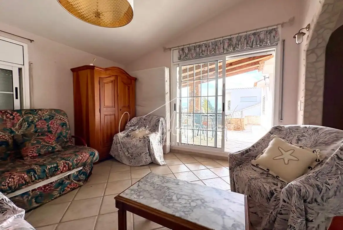 Sala de estar de Casa o chalet en venta en L'Ametlla de Mar  con Aire acondicionado, Calefacción y Jardín privado