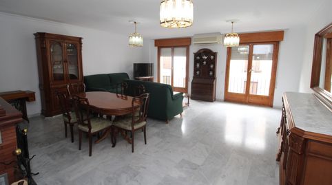 Piso señorial en el centro de Ronda con gran amplitud y luz natural