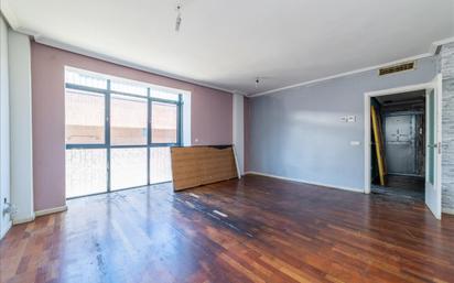 Bedroom of Flat for sale in  Madrid Capital