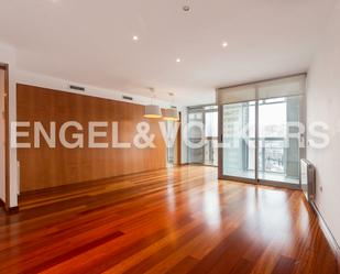 Sala d'estar de Apartament de lloguer en  Valencia Capital amb Aire condicionat, Calefacció i Parquet