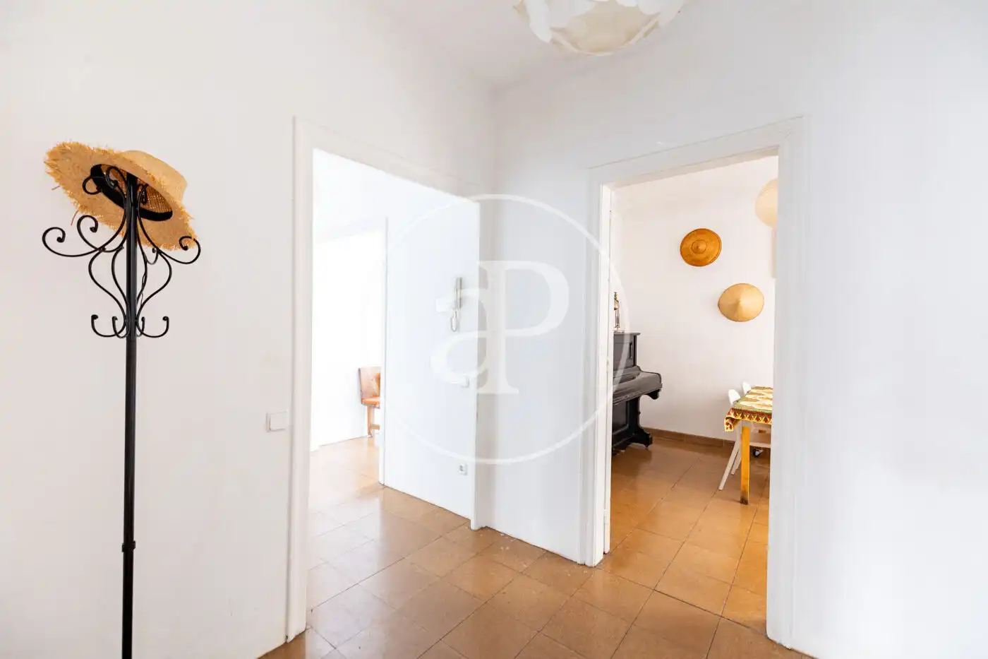 Piso en venta en Barcelona con Aire acondicionado, Calefacción y Terraza