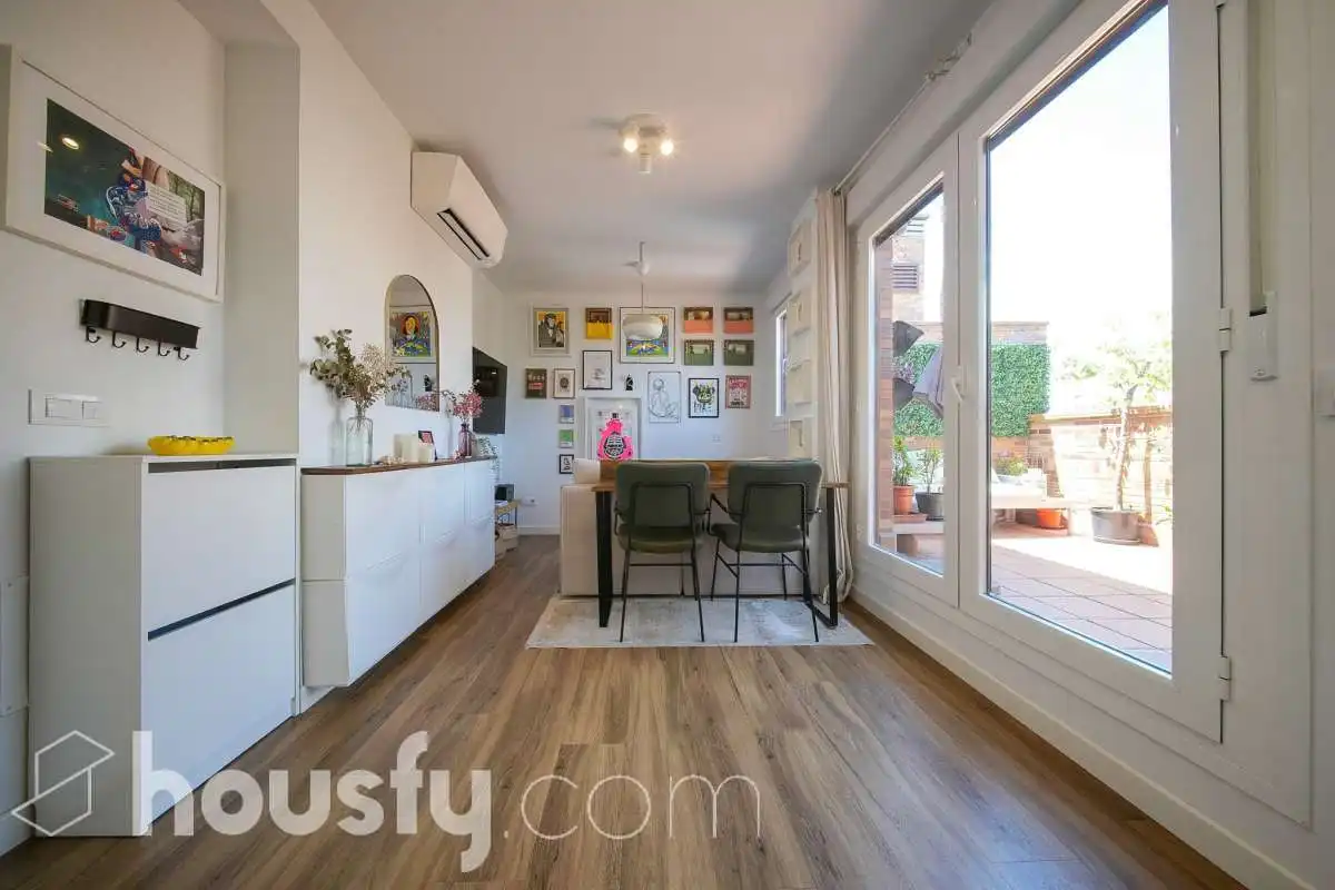 Sala d'estar de Pis en venda en Madrid amb Aire condicionat, Calefacció i Terrassa