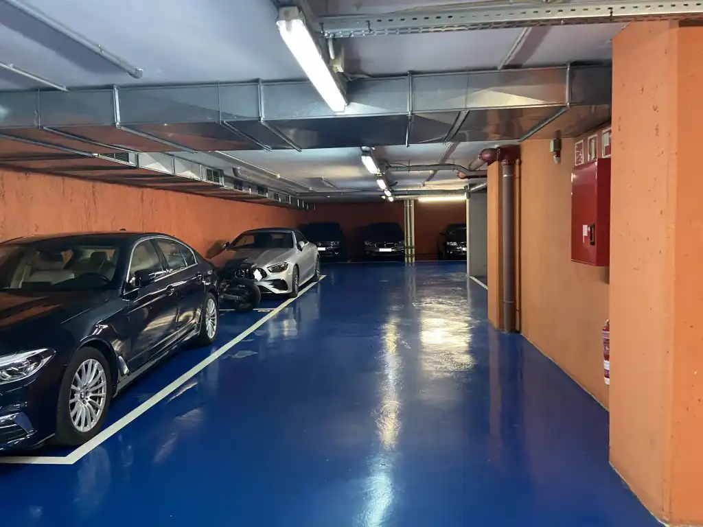 Individual for sale in Gran Via Corts Catalanes, imagen 3