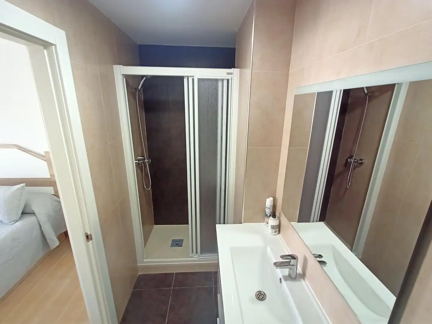 Bathroom of Flat for rent in Balanegra  with Community pool