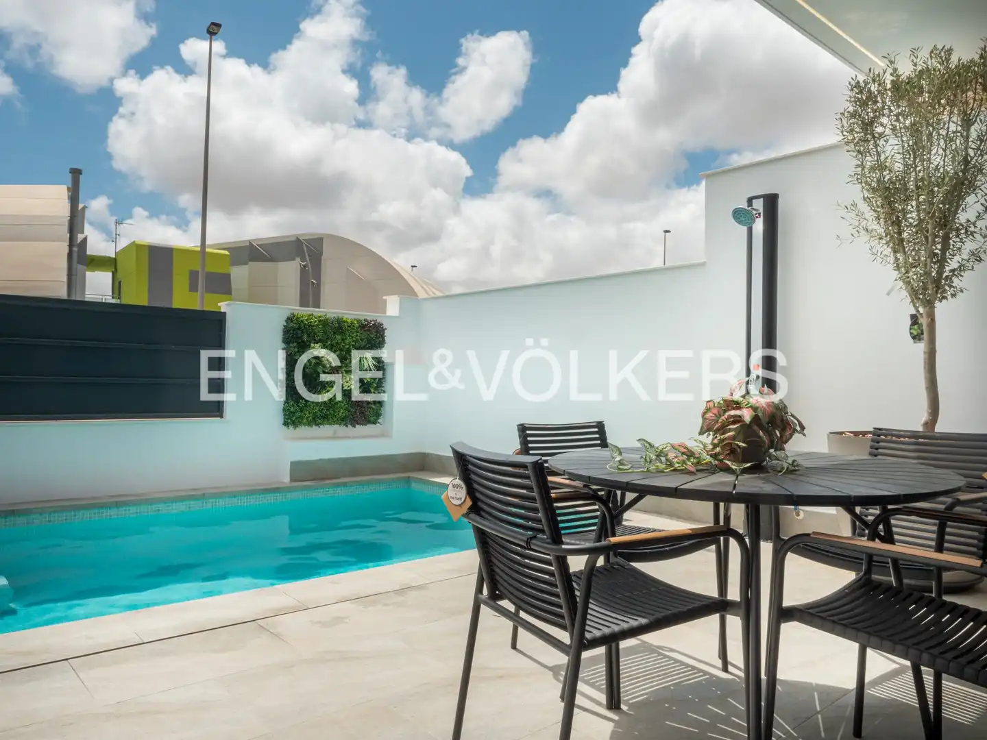 Piscina de Casa o chalet en venta en San Pedro del Pinatar con Aire acondicionado, Calefacción y Jardín privado