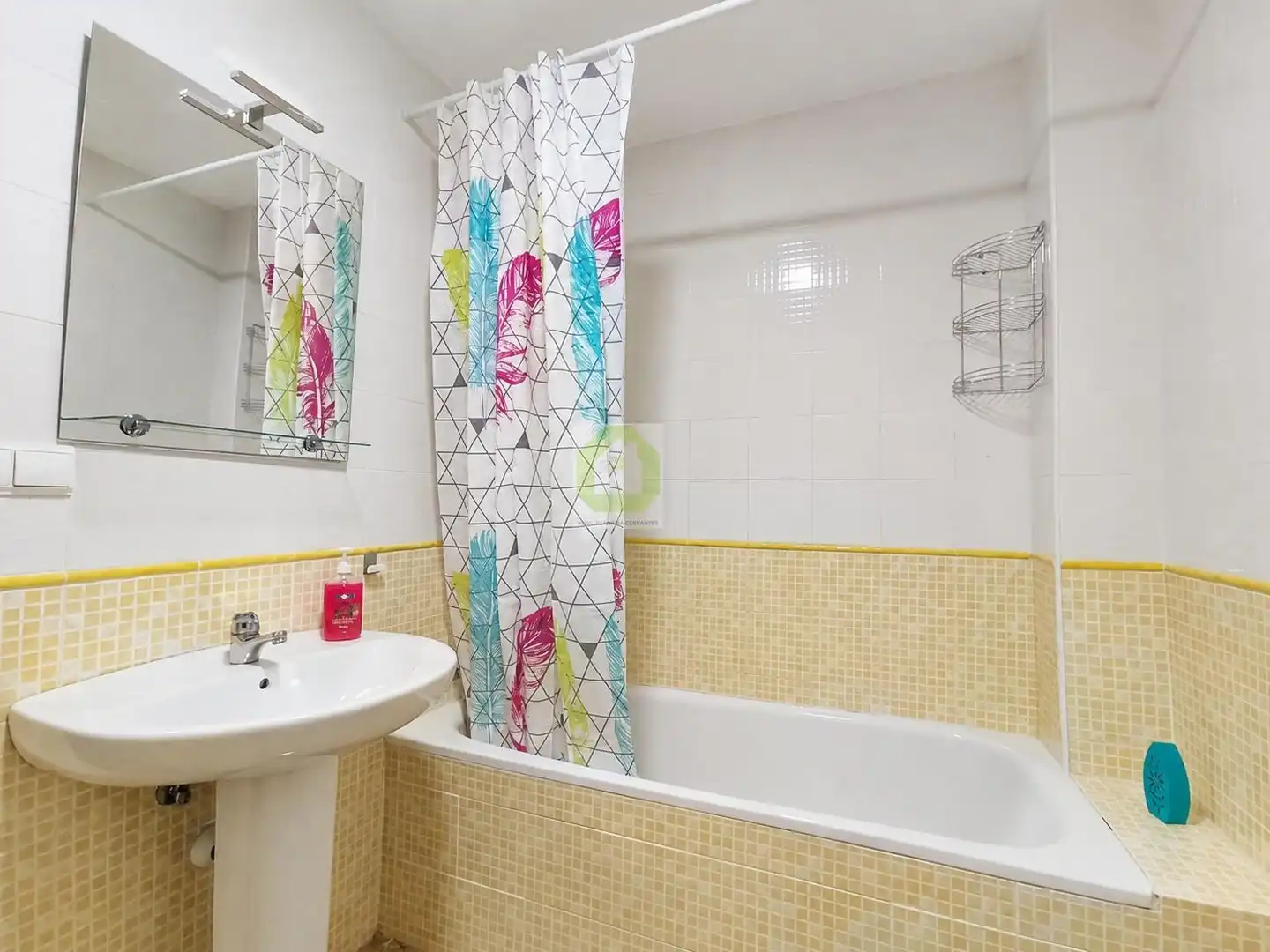 Baño de Piso de alquiler en Las Gabias con Terraza