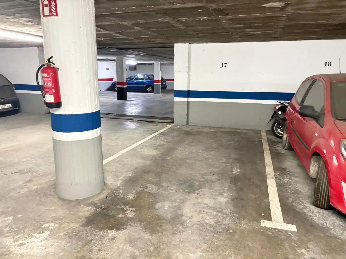 Parking to rent in Centre