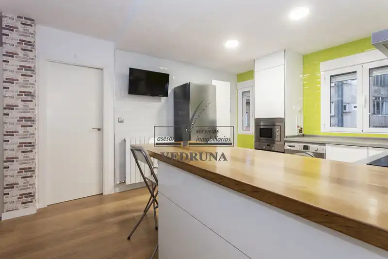 Küche von Wohnung zur Miete in Zaragoza mit Heizung, Ofen und Waschmaschine