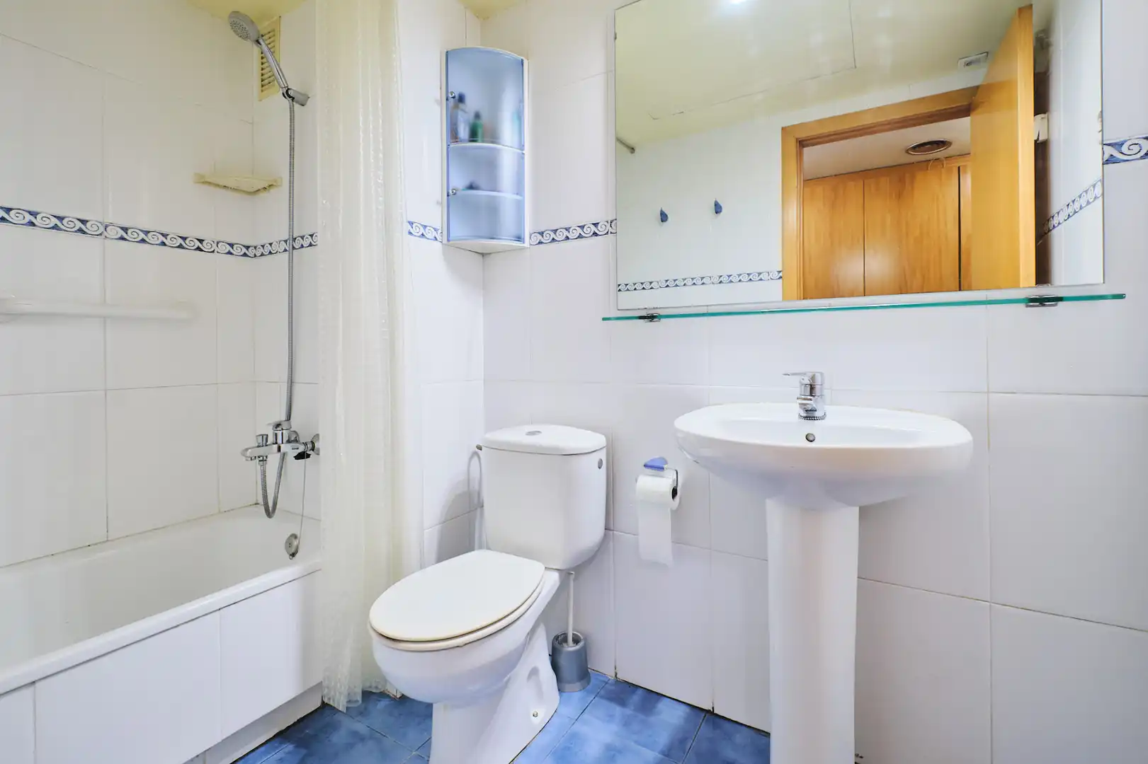 Baño de Piso en venta en Barcelona con Aire acondicionado, Calefacción y Balcón