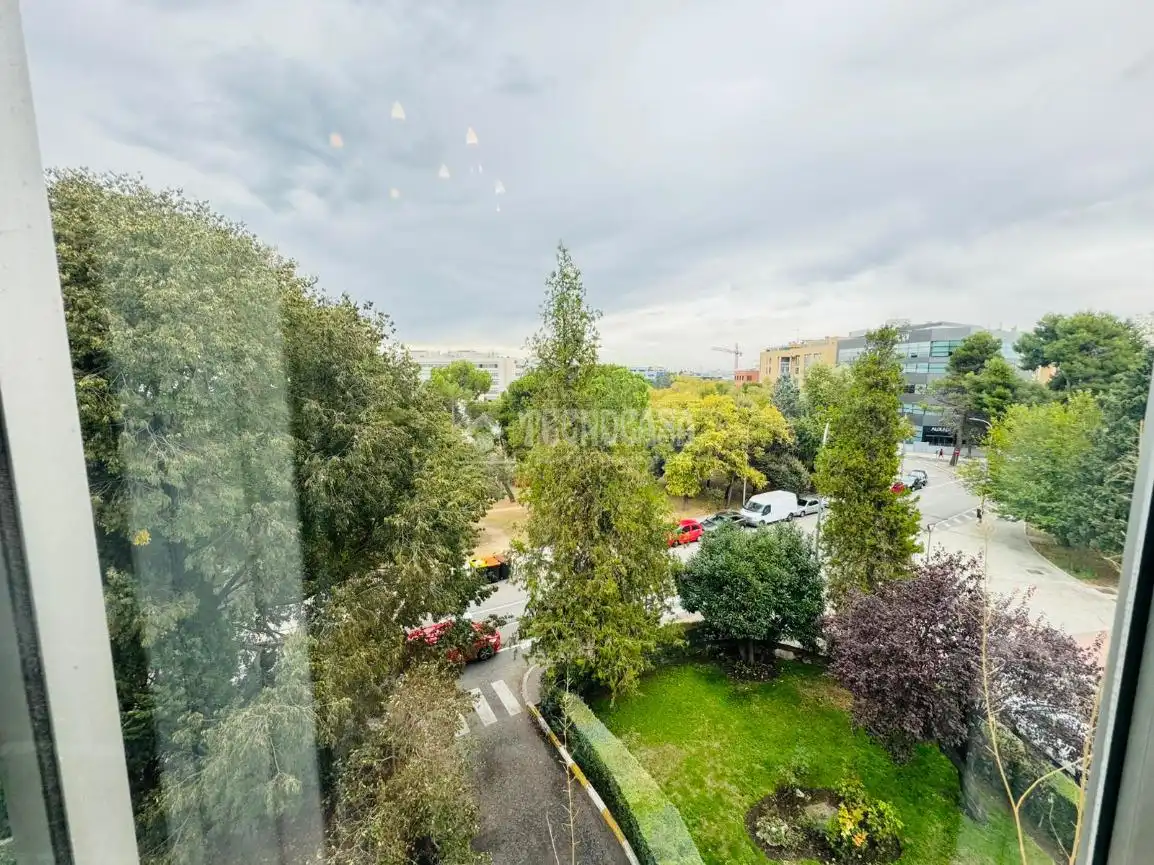 Vista exterior de Piso en venta en Madrid con Aire acondicionado y Parquet