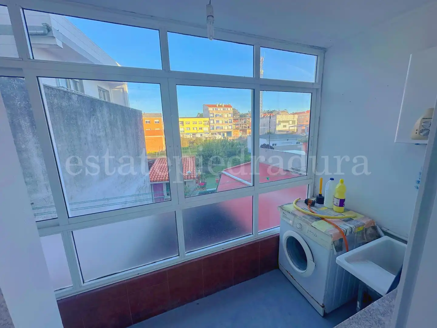 Habitación de Piso en venta en O Grove   con Amueblado, Horno y Lavadora