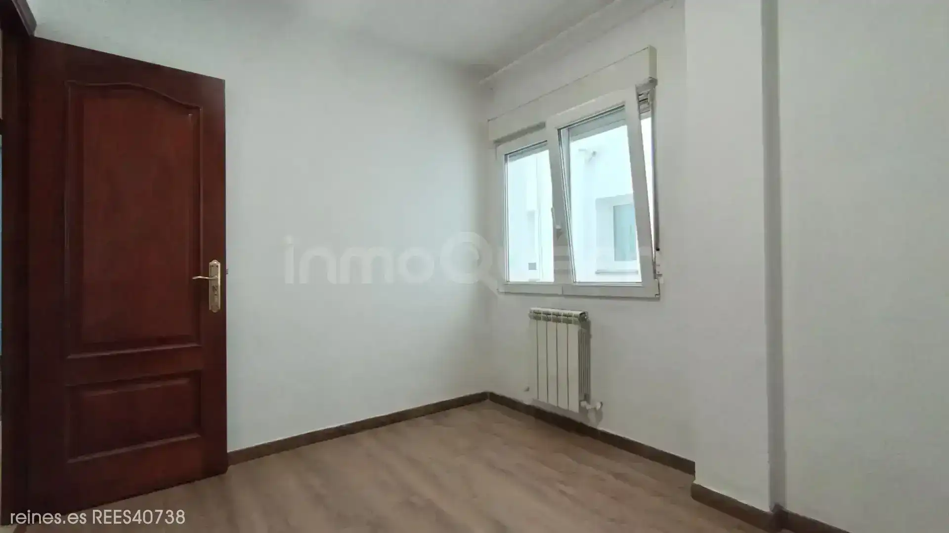 Habitación de Piso de alquiler en Siero con Calefacción, Terraza y Amueblado