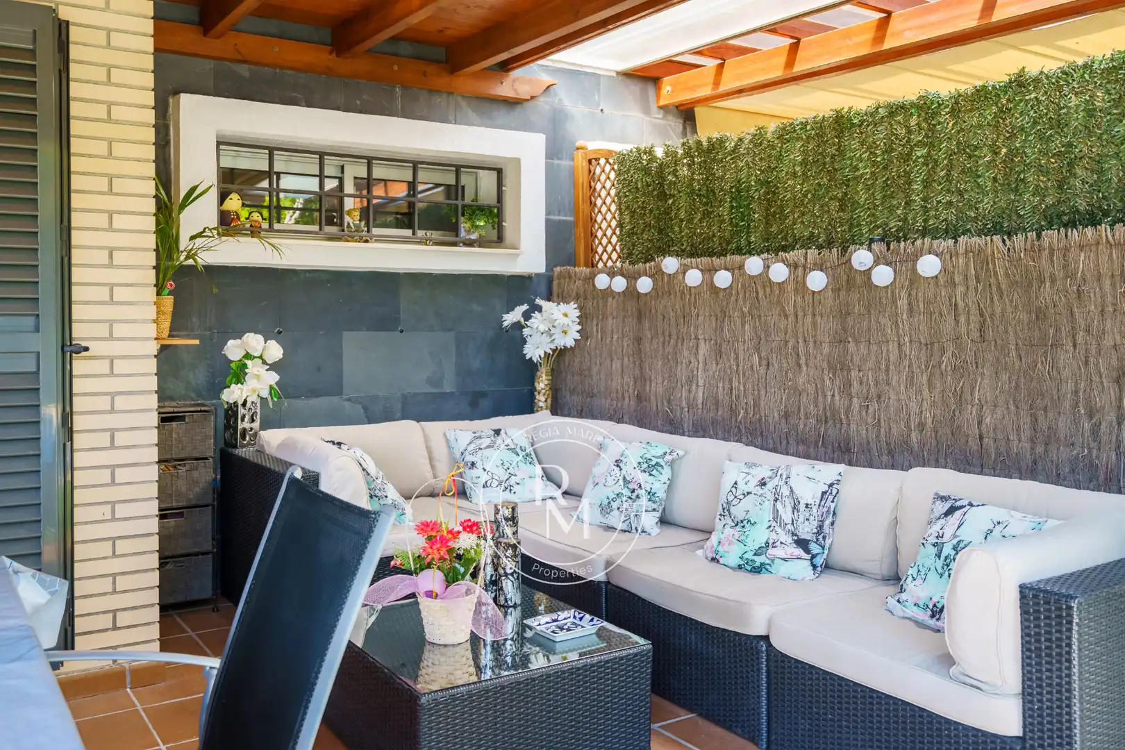 Terraza de Casa adosada en venta en Roda de Berà con Aire acondicionado, Calefacción y Jardín privado