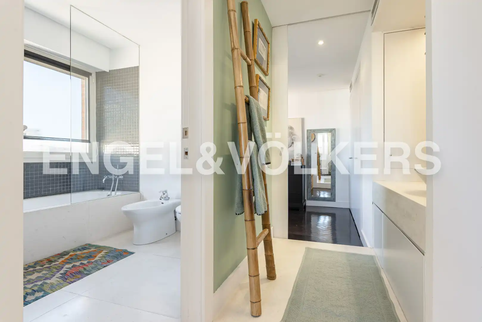 Baño de Dúplex en venta en Madrid con Aire acondicionado, Calefacción y Terraza