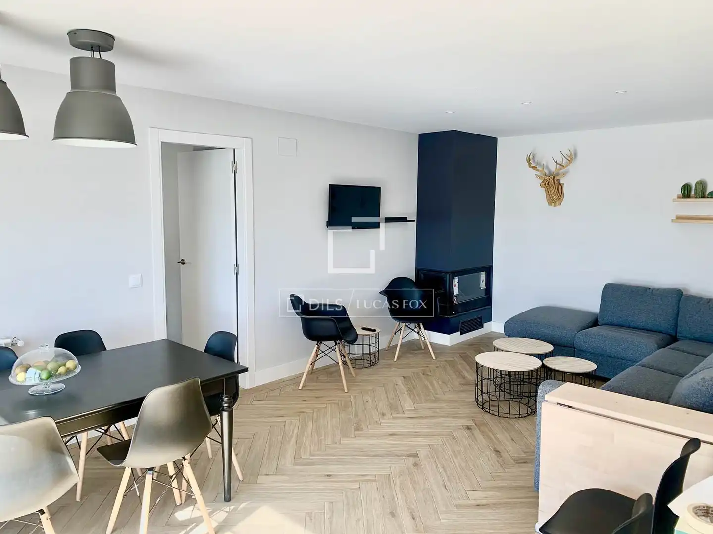 Sala d'estar de Casa o xalet en venda en Torremocha de Jarama amb Calefacció, Jardí privat i Terrassa
